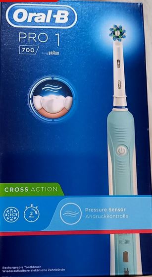 Oral-B PRO 1 700 Brosse À Dents Électrique Rechargeable Bleu